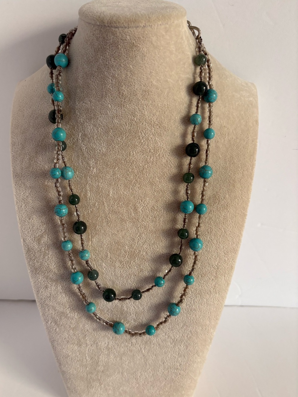 Double Strand Turquoise Green Bead Necklace Silver Tone Shepherd Hook